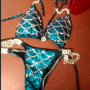 amanda-louise-swim-swarovski-crystals-ethical-ecofriendly-bikini-competition