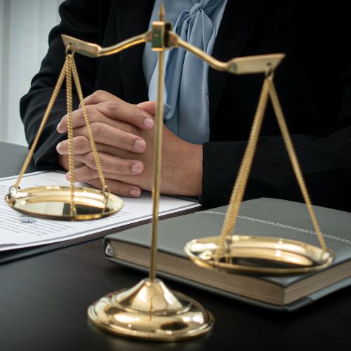 Abogados de resbalones y caídas en Tustin – Defendemos tus derechos