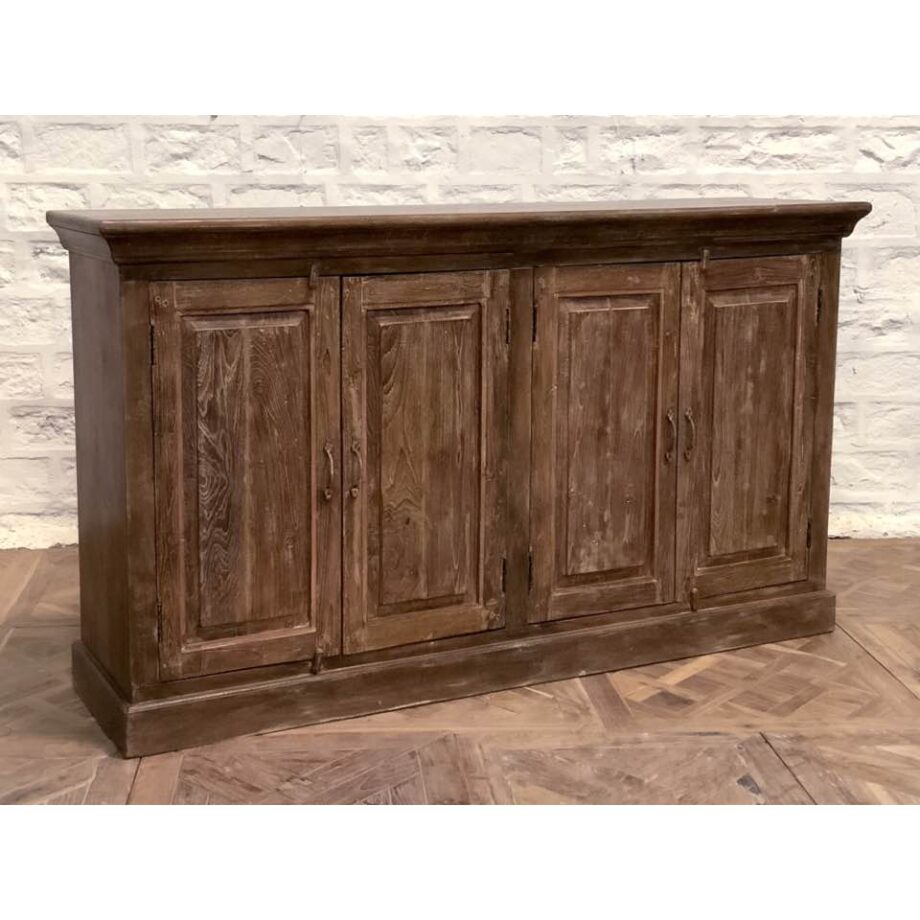 AP3500 - Four Door Console