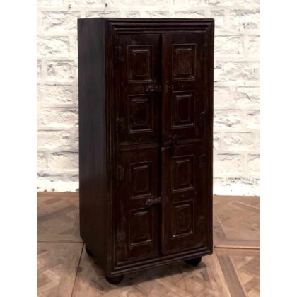 AP3607 - Two Door Console