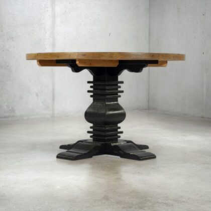 48" Valencia Round Table