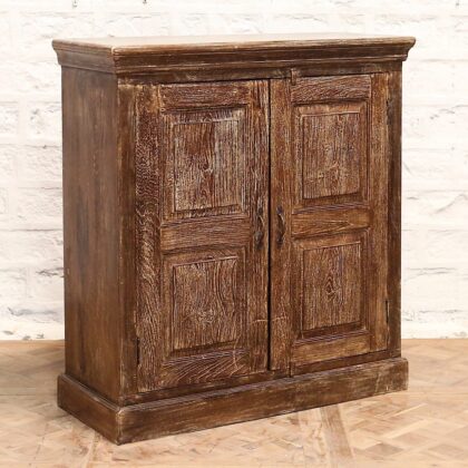 AP3706 - Two Door Console