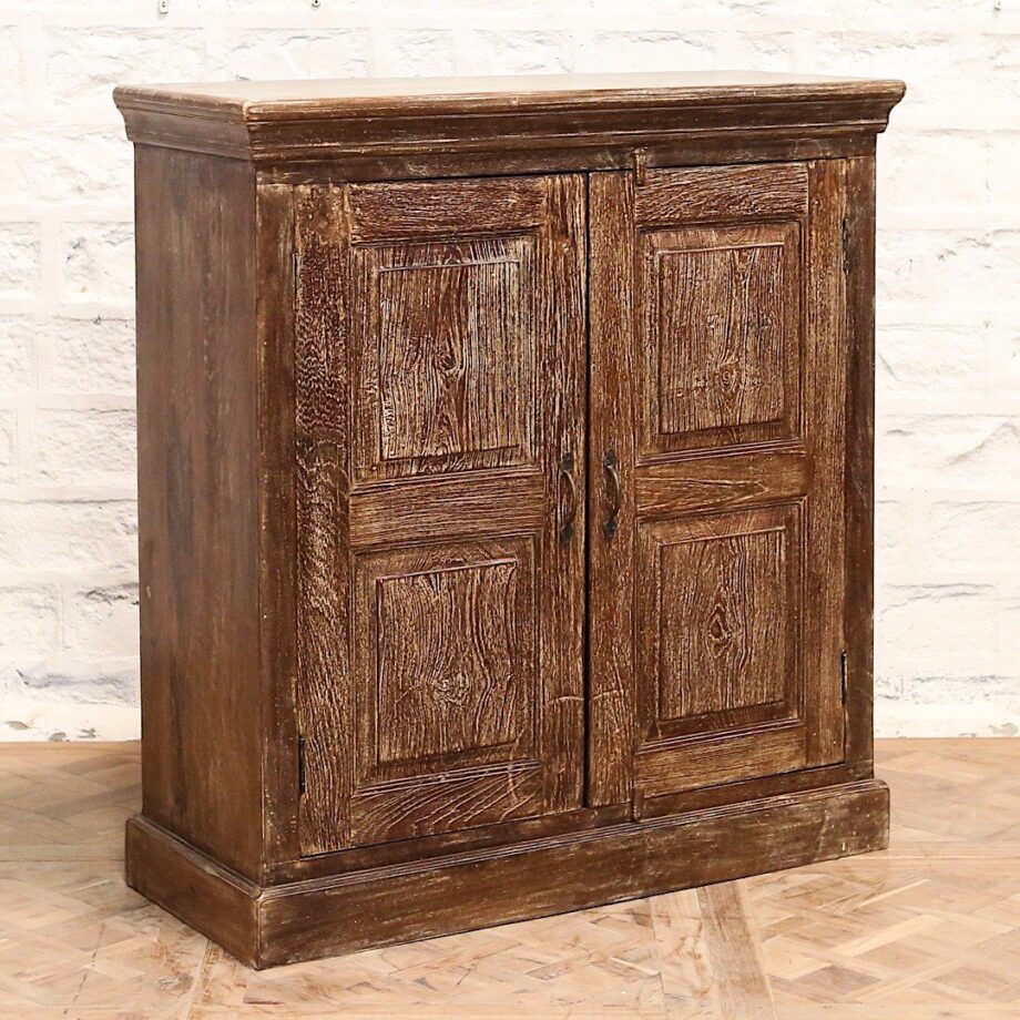 AP3706 - Two Door Console