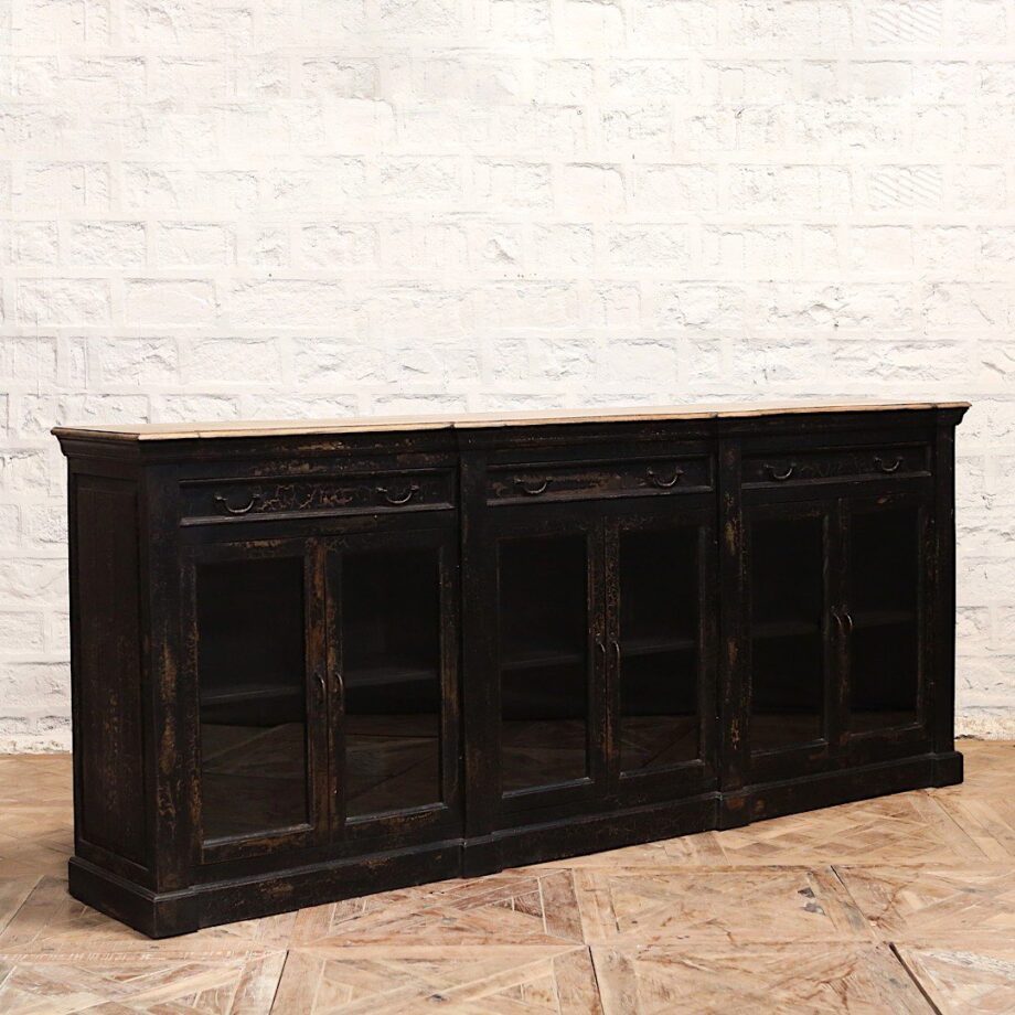 AP3753 - Six Door Console