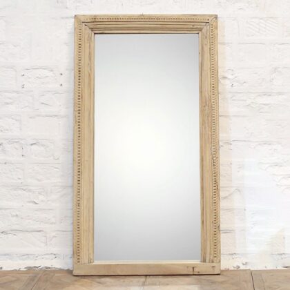 AP3799 - Mirror