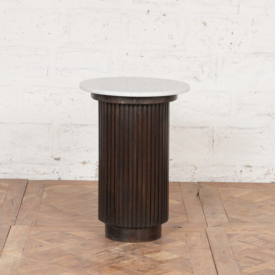 Fluted Sidetable