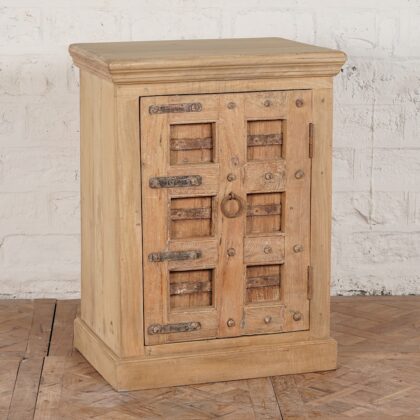 Single Door Cabinet