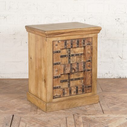 Single Door Cabinet