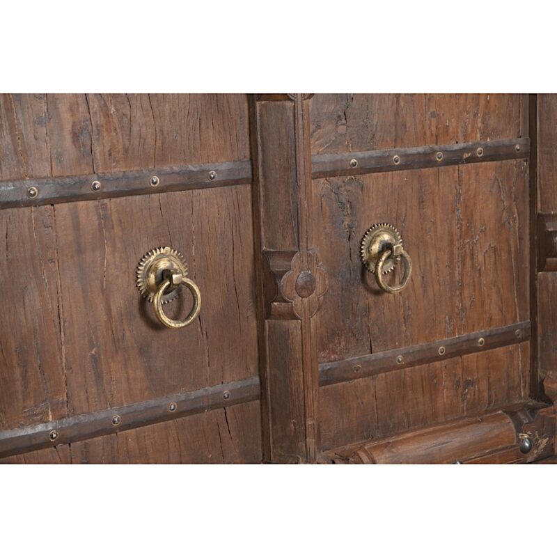 Two Door Sideboard - Image 3