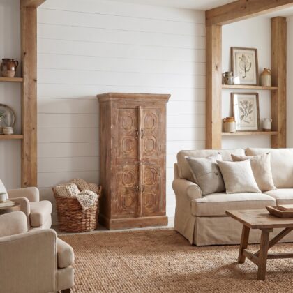 Four Door Cabinet
