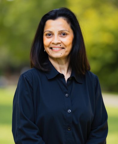 Deepa Shah - Real Estate Agent