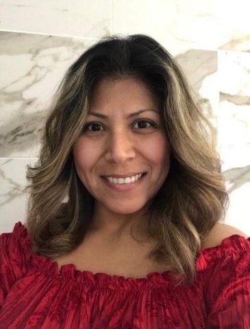  Vanessa Del Campo - Real Estate Agent