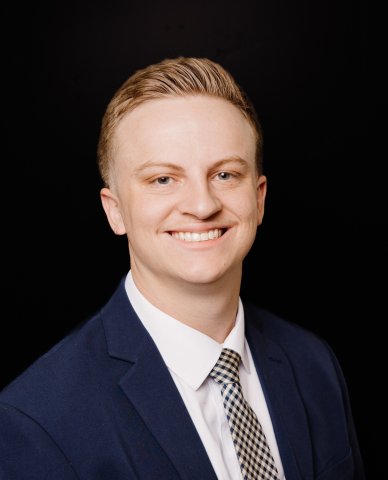  Kameron Scott, MBA - Real Estate Agent