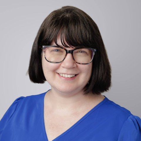 Cindy Andrew - Real Estate Agent