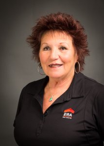 Linda Johnson - Real Estate Agent