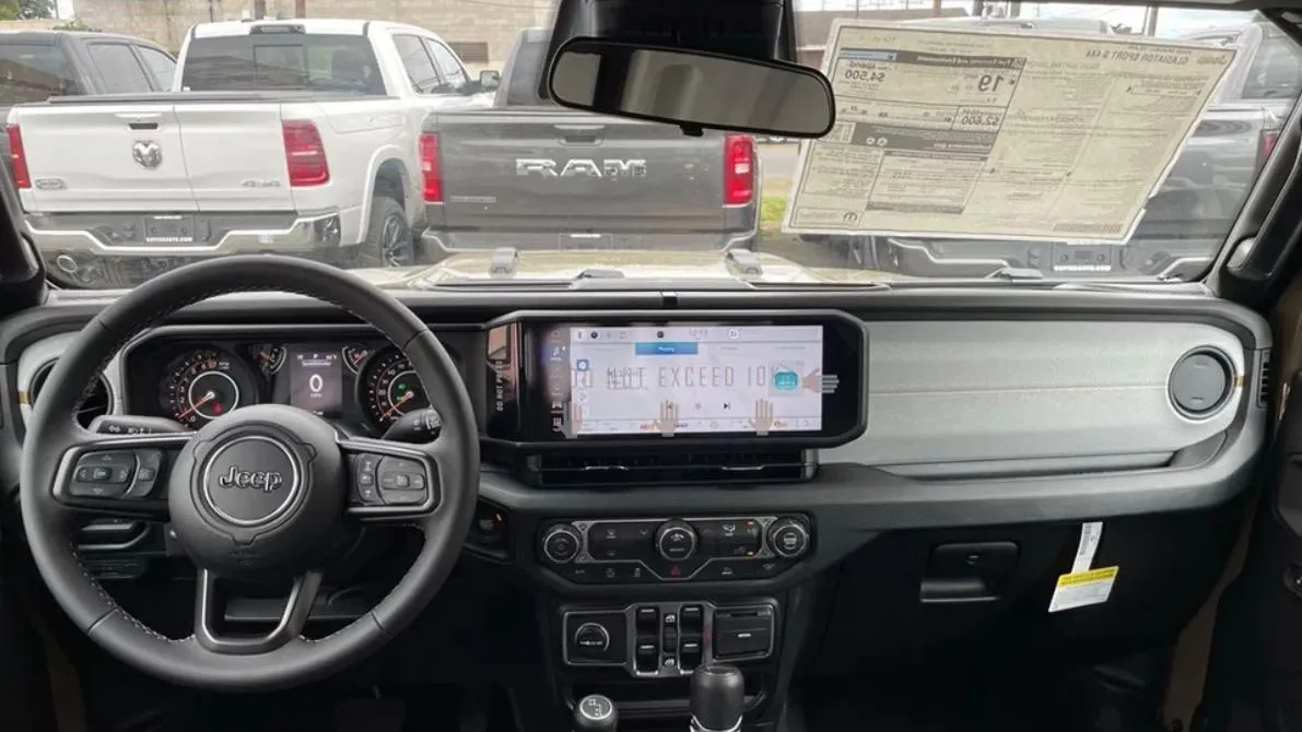 2026 Jeep Gladiator Sport