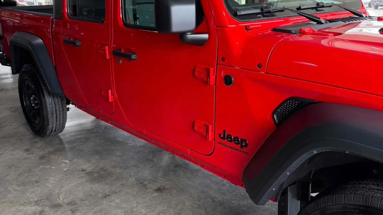 2026 Jeep Gladiator Sport