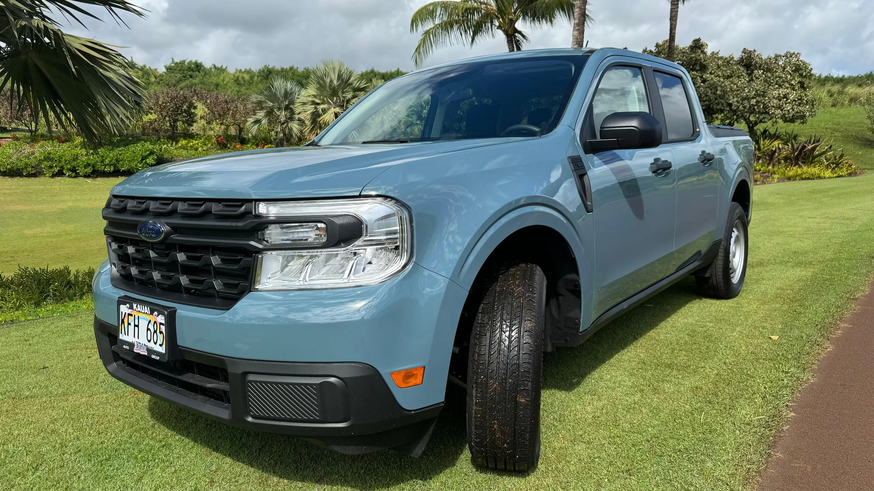2023 Ford Maverick XL