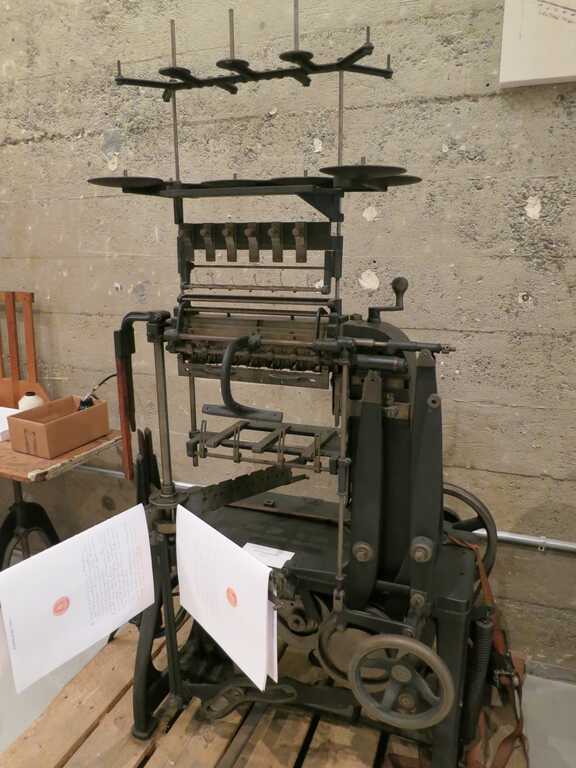 Smyth Improved No. 3 Book Sewing Machine picture number 1
