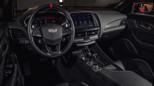 Hassle-Free Laguardia Airport Transfers to JFK with Famous Drive