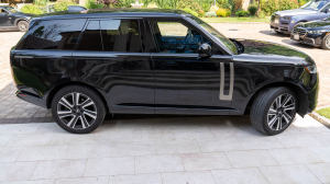 Discover the Best Luxury Chauffeur Service in Los Angeles with Famous Drive