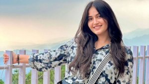 Call Girls In Munirka Delhi Contact Us 8800902898