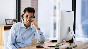 What Are The Best Call Center Outsourcing Companies in USA For Your Business?