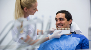 Dental Bonding vs Veneers: What’s the Difference?