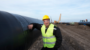 Top Challenges For Gas Piping Contractors In UAE's Extreme Heat