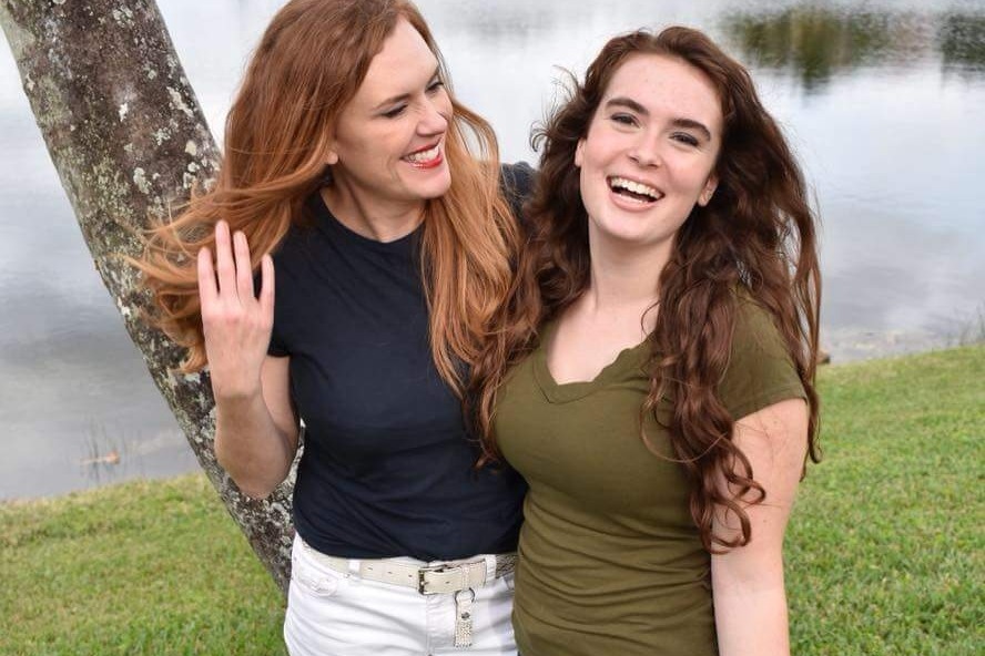 27752894 15186559490 r