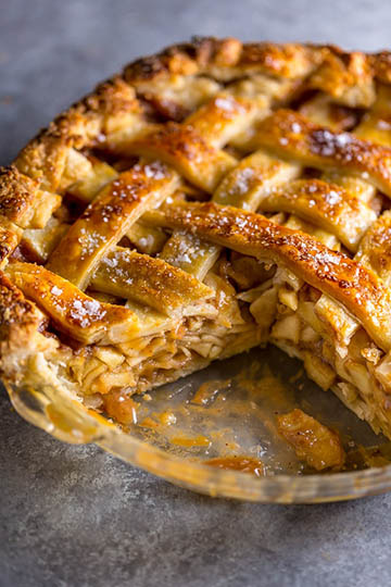 salted caramel apple pie