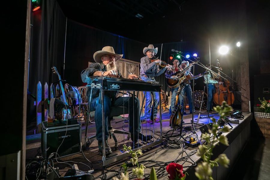 Bar J Wranglers at The Waterfront at Snake River Landing