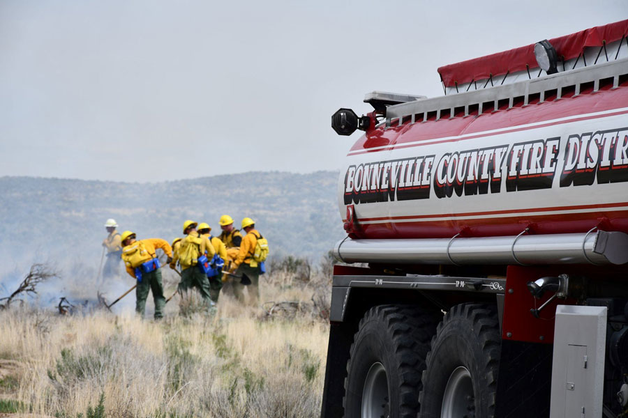 Early morning fire in the Ammon foothills fully contained after burning ...