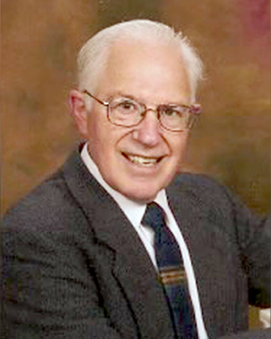 Dr.-C.-Kent-Chamberlain