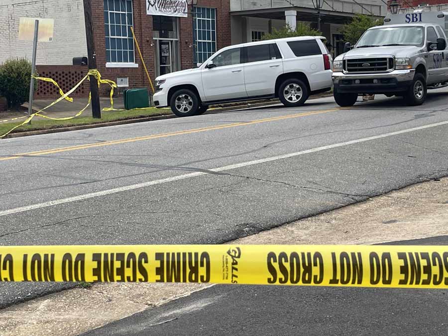 4 people were killed and 15 others were shot during a Sweet 16 birthday party in Alabama