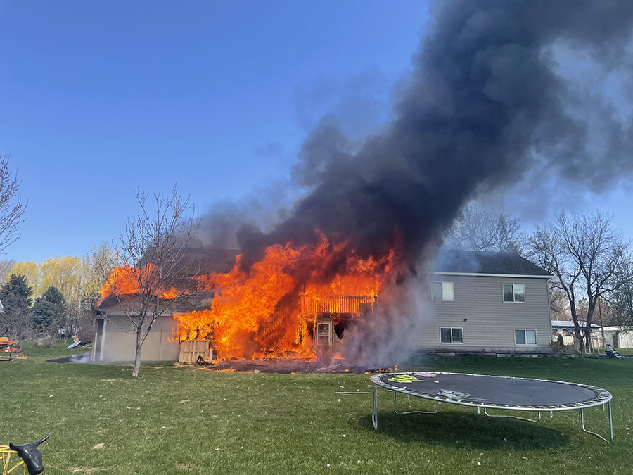 Heat lamp fire causes $580,000 in damages to home and shed