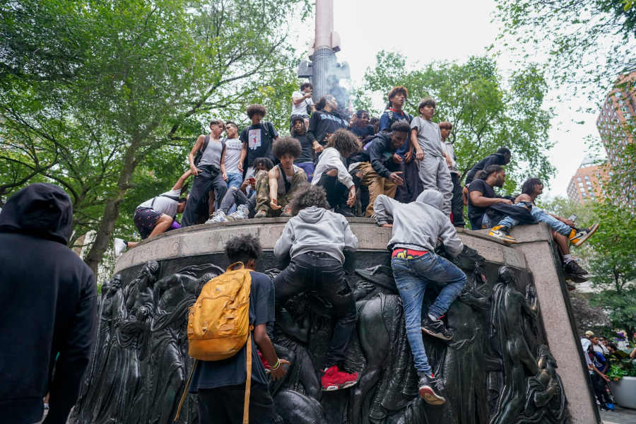 Twitch streamer in custody after giveaway draws huge crowds to Union Square in New York City