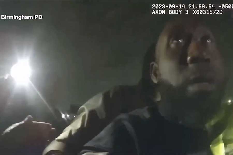 VIDEO: Alabama band director tased after refusing to stop his band’s performance at football game
