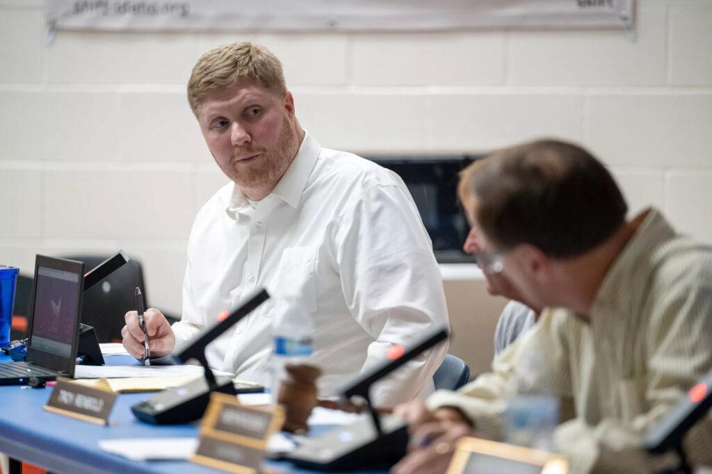 Restraining order cancels lame duck West Bonner school board meeting that was seen as power grab