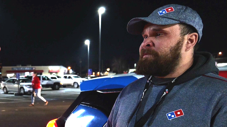Domino’s pizza delivery driver raising newborn gets the biggest tip of his life from a Secret Santa