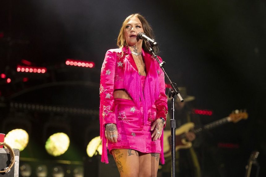 cnn L19jb21wb25lbnRzL2ltYWdlL2luc3RhbmNlcy9jbHJwMnA0NnUwMDBjM2I2ZndxY2kyNGNw L19jb21wb25lbnRzL2FydGljbGUvaW5zdGFuY2VzL2Nscmt4NTg2bDAwMWw0NXBmMDhsODBya2c