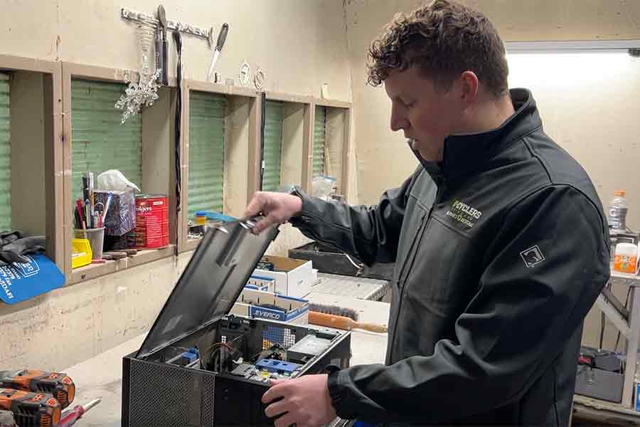 Idaho Falls man wants to recycle your old electronics and appliances