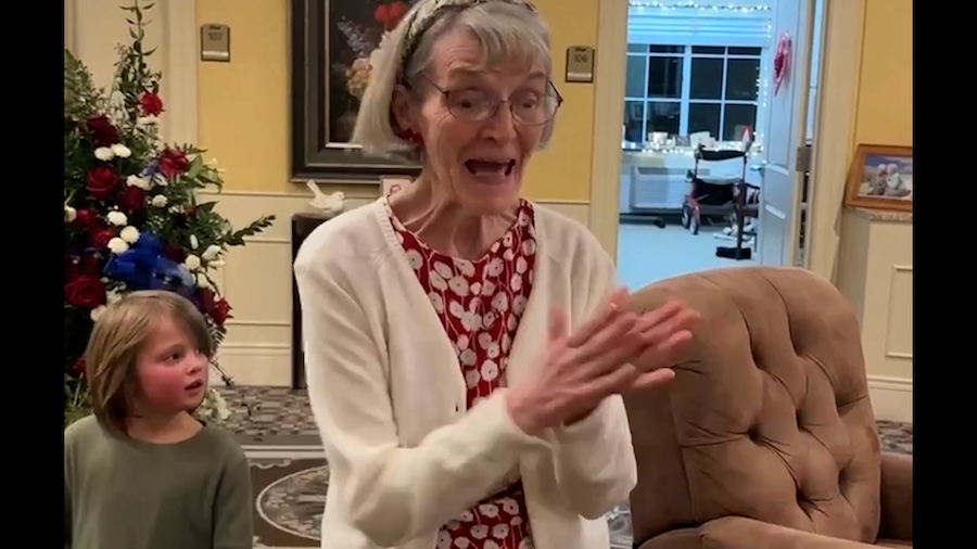 Football, wings, dancing &ndash; it was a super party at Homestead Senior Living &ndash; East Idaho News