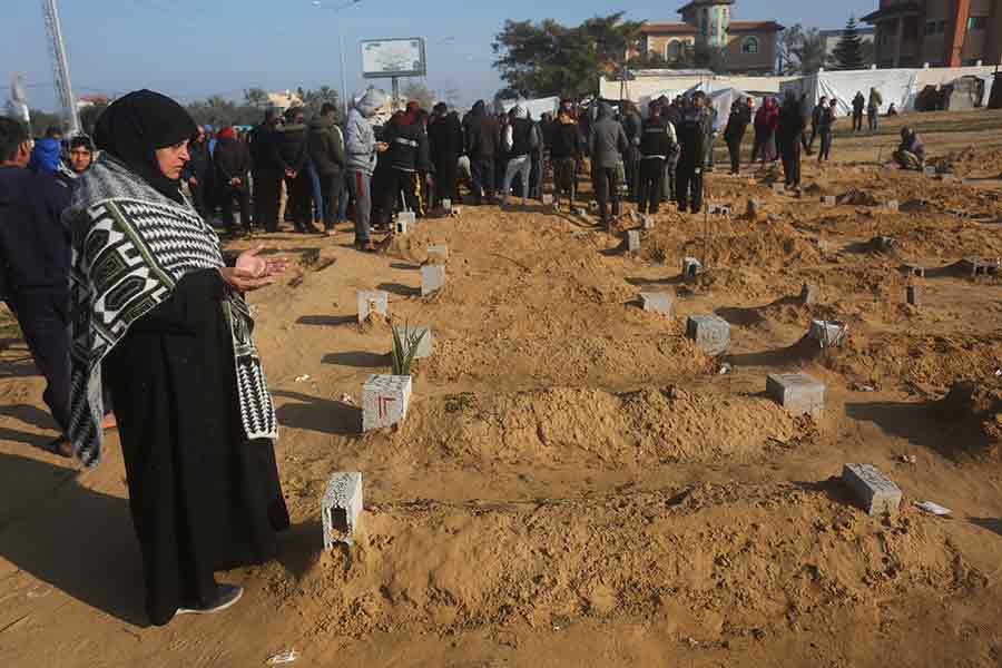 Biden hopes cease-fire, hostage deal to pause Israel-Hamas war can take effect by next Monday