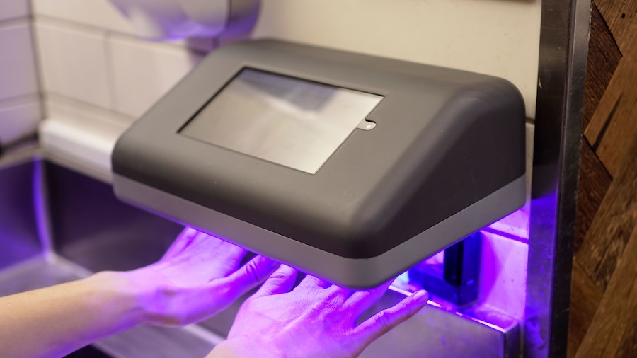 Did your chef wash their hands? Handwashing ‘lie detectors’ could find out