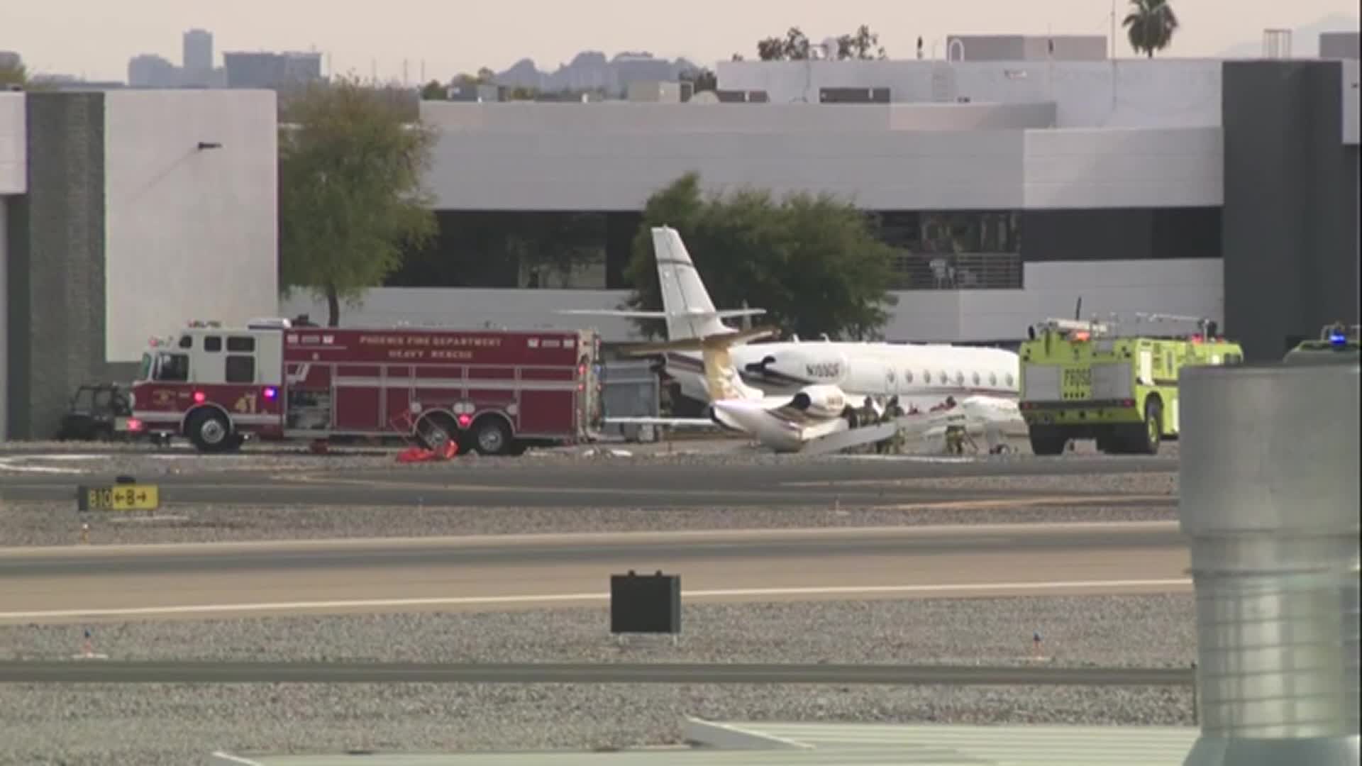 Two Planes Collide in Arizona: One Dead, Four Injured