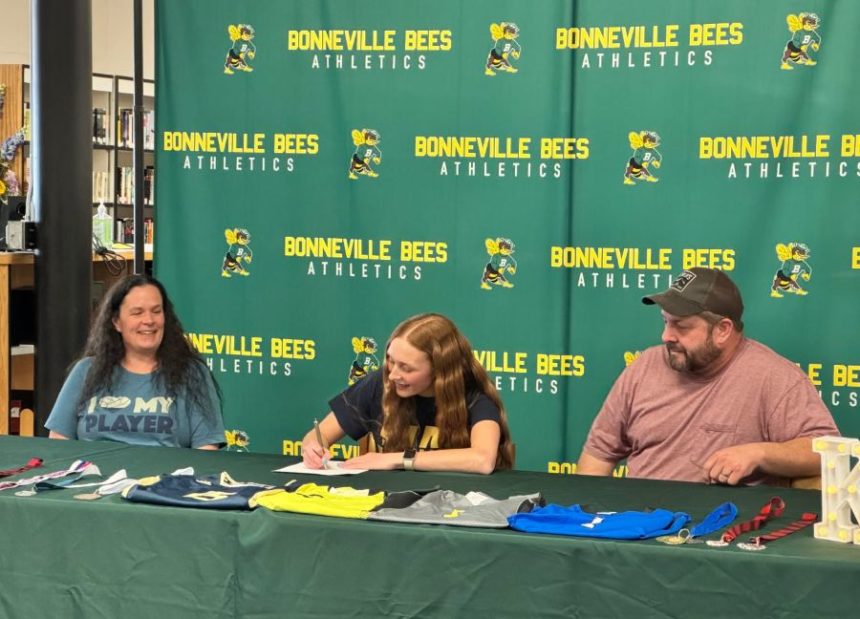 Bonneville's Kadance Leonard signs to play volleyball at Independence CC. | Courtesy photo