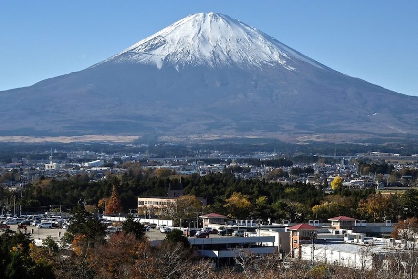 cnn L19jb21wb25lbnRzL2ltYWdlL2luc3RhbmNlcy9jbWEweWMwcXowMDA0MzU2bWZ0N2M2YXps L19jb21wb25lbnRzL2FydGljbGUvaW5zdGFuY2VzL2NtYTB5YXhzdTAwOHIyN25xMXVnNWJnZWY