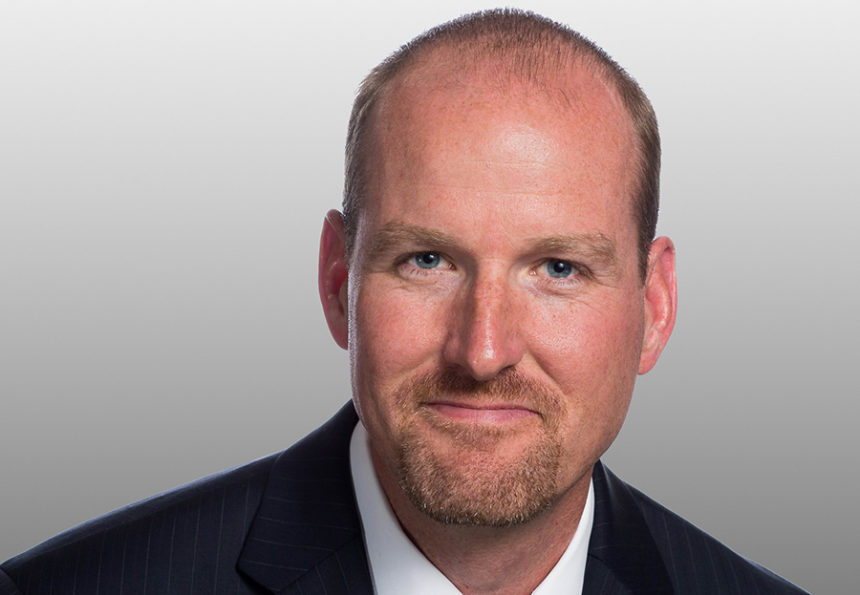 Bear Prairie Picture-High res-Suit Grey background large-2