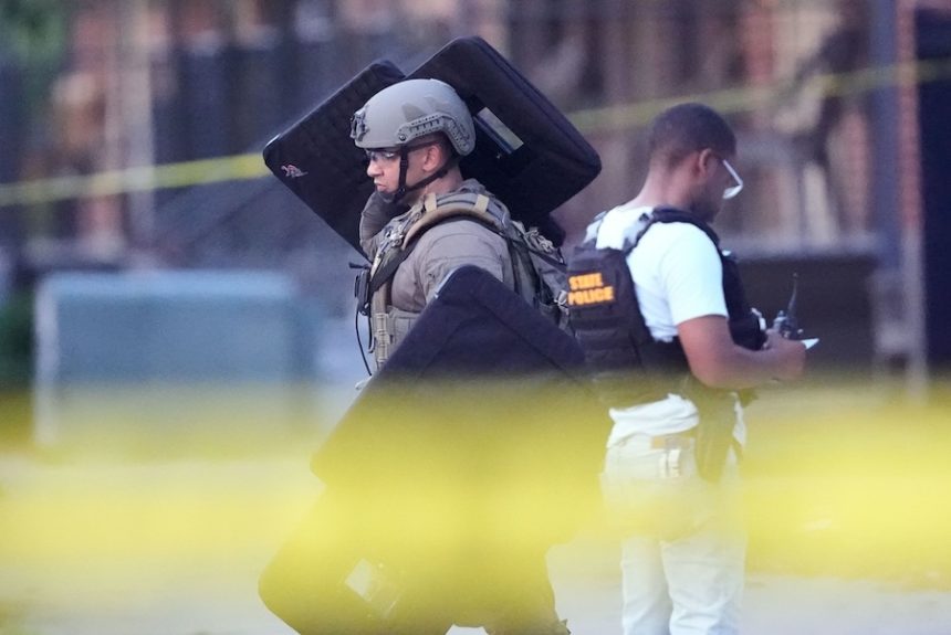 cnn L19jb21wb25lbnRzL2ltYWdlL2luc3RhbmNlcy9jbWJkdGJ0Z2swMDAxMzU2bTZwbDBja3Nv L19jb21wb25lbnRzL2FydGljbGUvaW5zdGFuY2VzL2NtYmRyMWY4NDAwZDcyNm5oYXE1ZzNuMHg